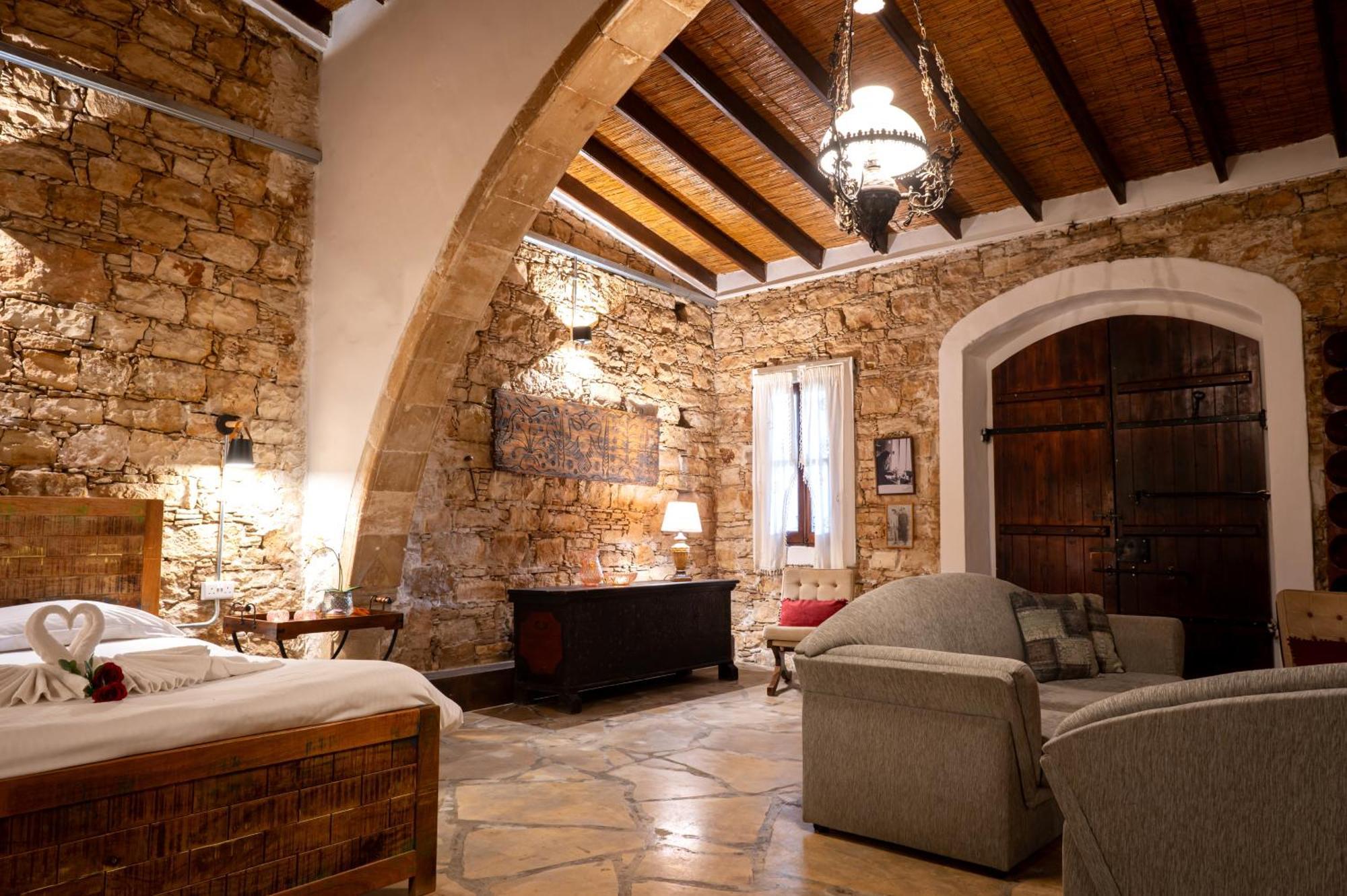 Oinoessa Traditional Boutique Guest Houses Lofou Eksteriør billede