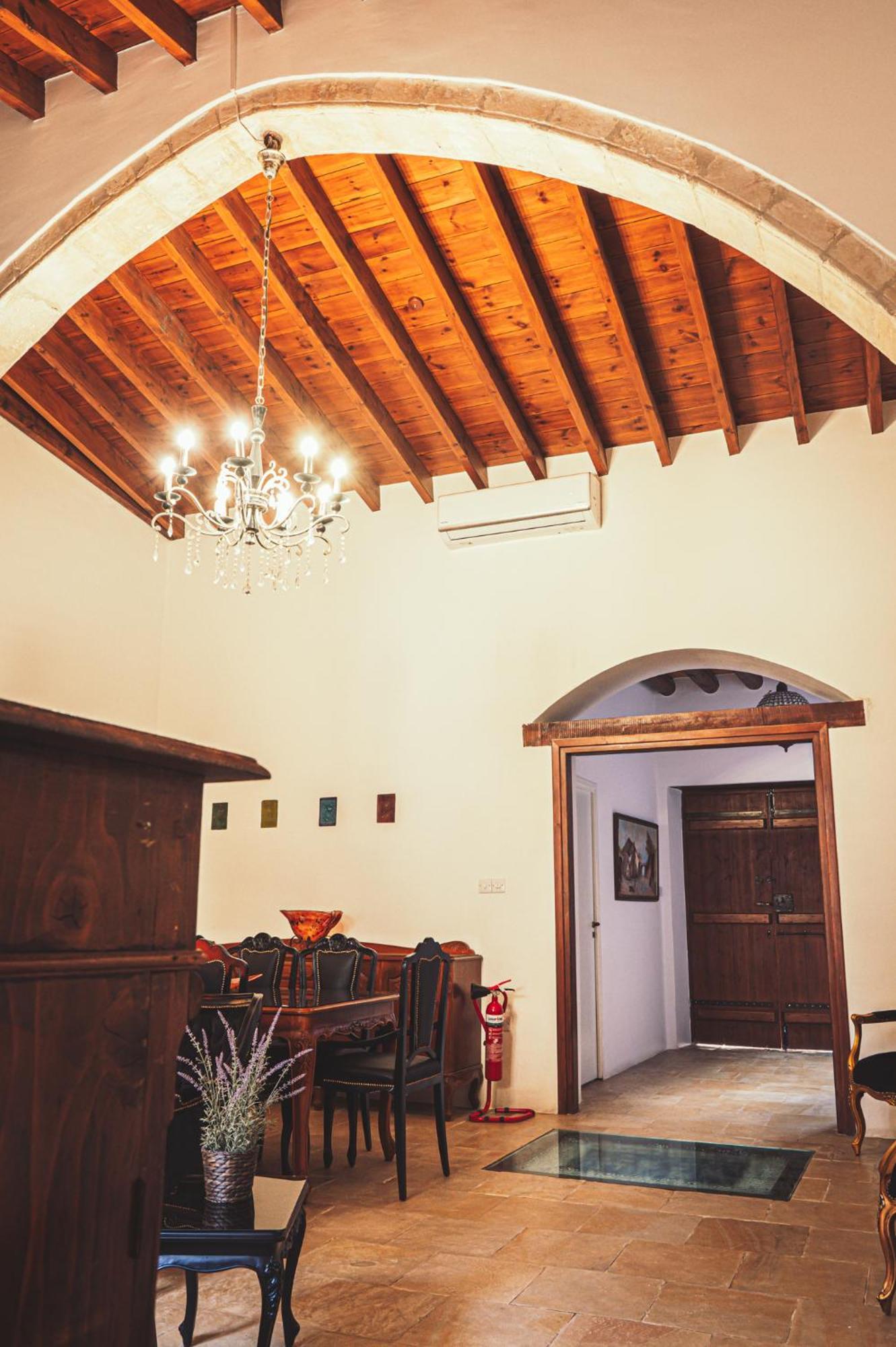 Oinoessa Traditional Boutique Guest Houses Lofou Eksteriør billede